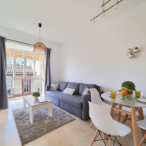 your-dara-apartament-en-malaga-centro.1costadelsol.com/