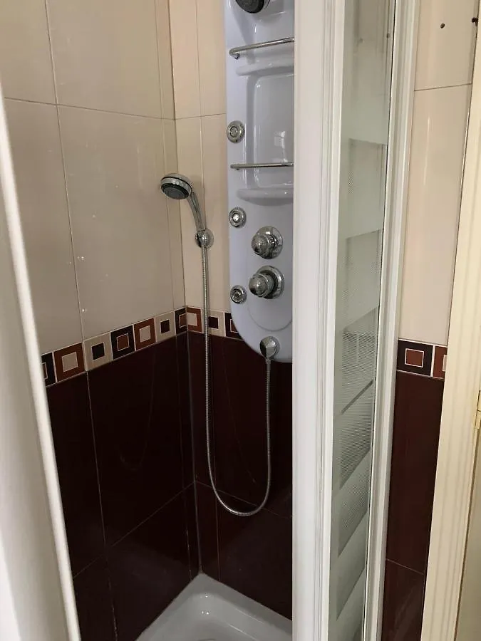 Apartamento Mooi En Erg Ruim Appartement Met Een Openhaard Málaga España