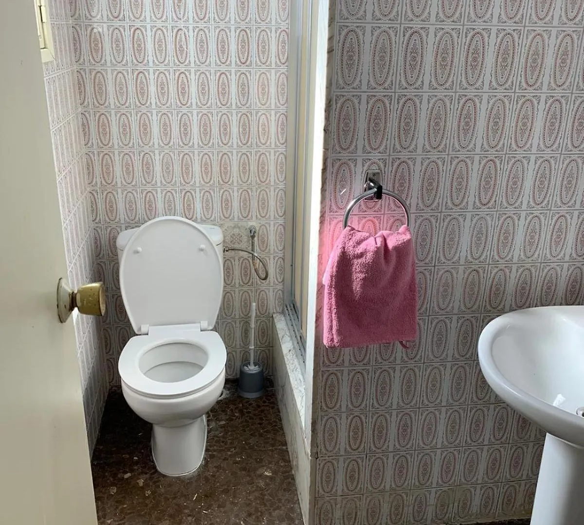 Mooi En Erg Ruim Appartement Met Een Openhaard Málaga 0*,  España